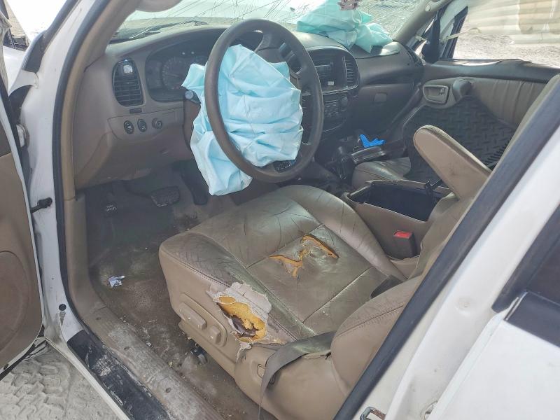 Photo 8 from auction – 2004 TOYOTA SEQUOIA LI with VIN 5TDBT48A04S214770