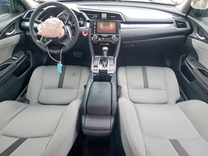 Photo 8 from auction – 2017 HONDA CIVIC EX with VIN 19XFC1F3XHE005704