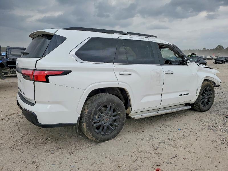 Photo 3 from auction – 2024 TOYOTA SEQUOIA SR with VIN 7SVAAABA0RX038917