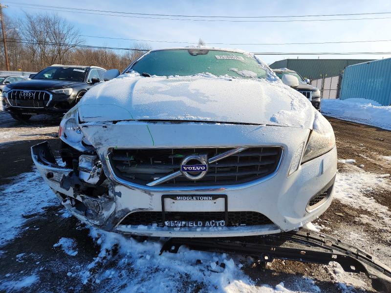 Photo 5 from auction – 2013 VOLVO S60 T5 with VIN YV1612FS8D2182904