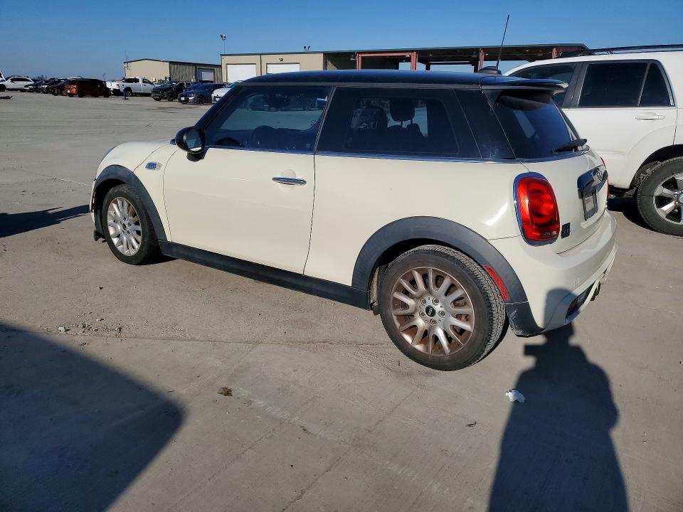Photo 2 from auction – 2015 MINI COOPER S with VIN WMWXP7C50FT741148