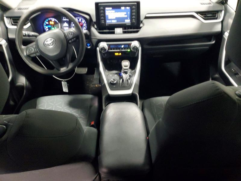 Photo 8 from auction – 2020 TOYOTA RAV4 with VIN 4T3R6RFV0LU001033