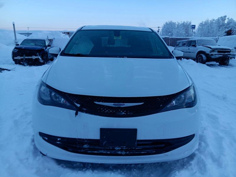 Photo 5 from auction – 2020 CHRYSLER VOYAGER with VIN 2C4RC1AG0LR118625