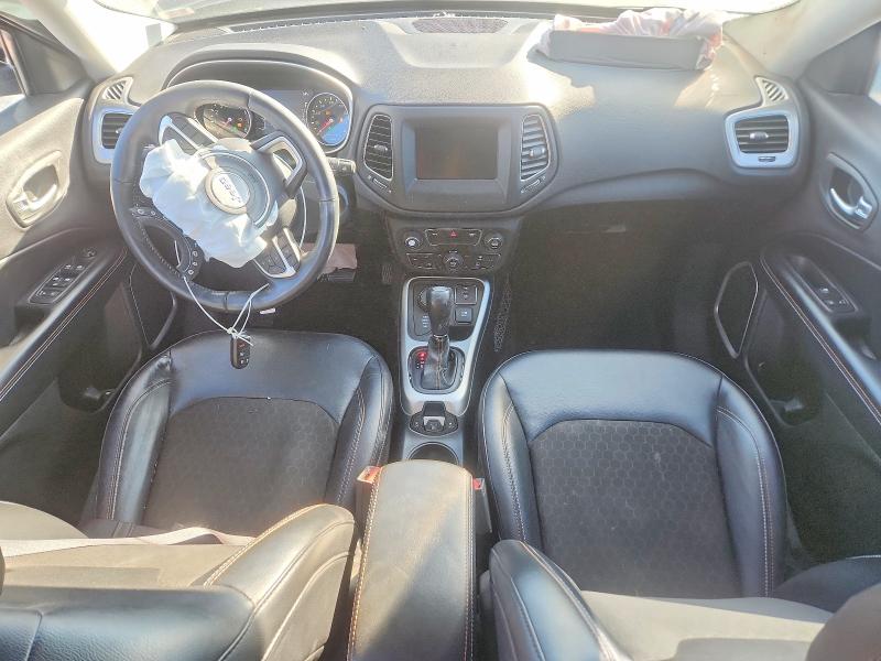 Photo 8 from auction – 2017 JEEP COMPASS LA with VIN 3C4NJDBB6HT607141