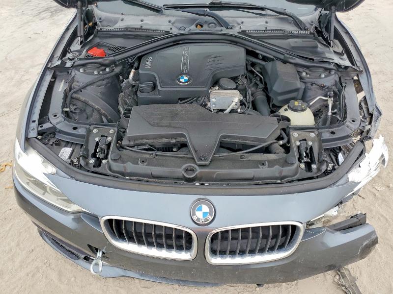 Photo 11 from auction – 2016 BMW 328 with VIN WBA8E9G52GNT87414