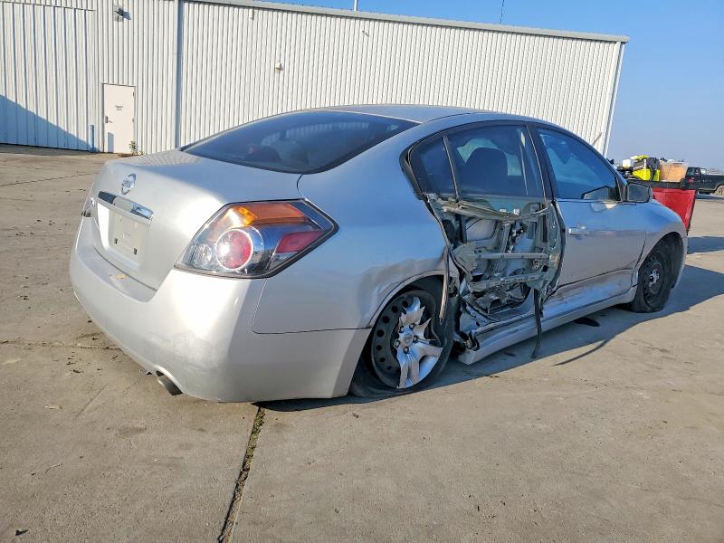 Photo 3 from auction – 2009 NISSAN ALTIMA with VIN 1N4AL21E79C112393