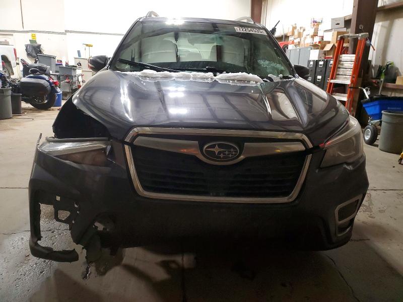 Photo 5 from auction – 2019 SUBARU FORESTER with VIN JF2SKEUC1KH436298
