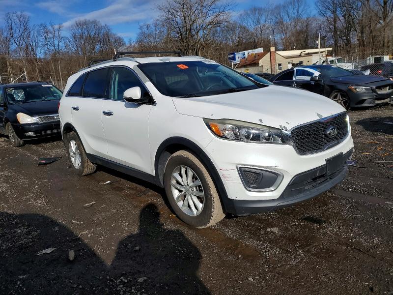 Photo 4 from auction – 2016 KIA SORENTO with VIN 5XYPG4A37GG121896