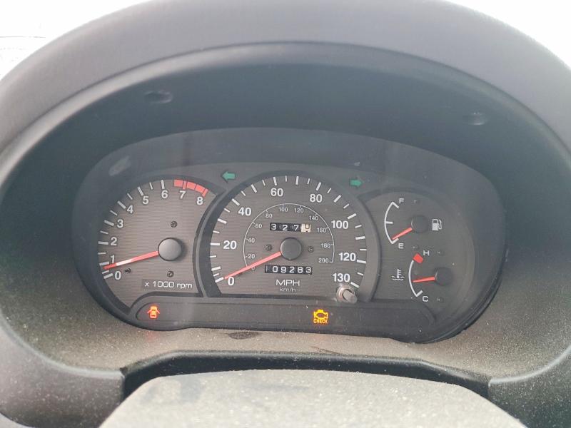 Photo 9 from auction – 2002 HYUNDAI ACCENT with VIN KMHCG45C02U325127