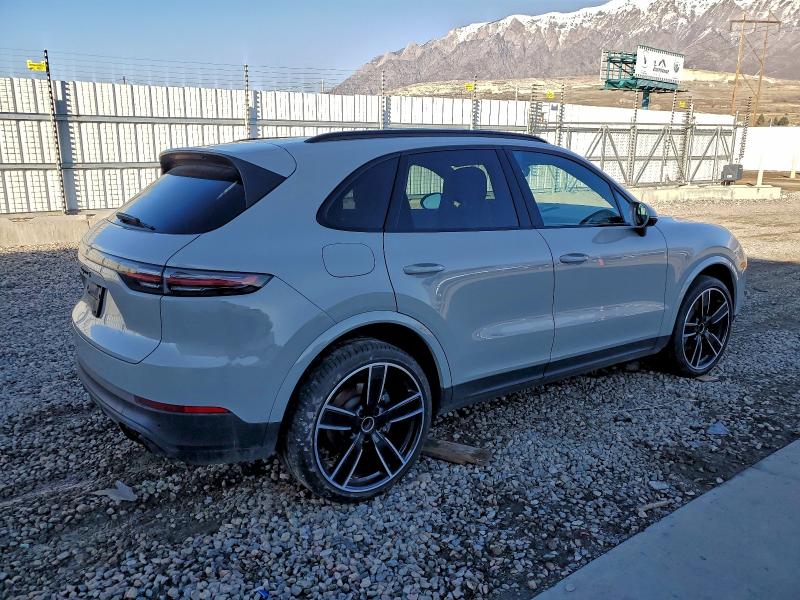 Photo 3 from auction – 2021 PORSCHE CAYENNE S with VIN WP1AB2AY3MDA28743