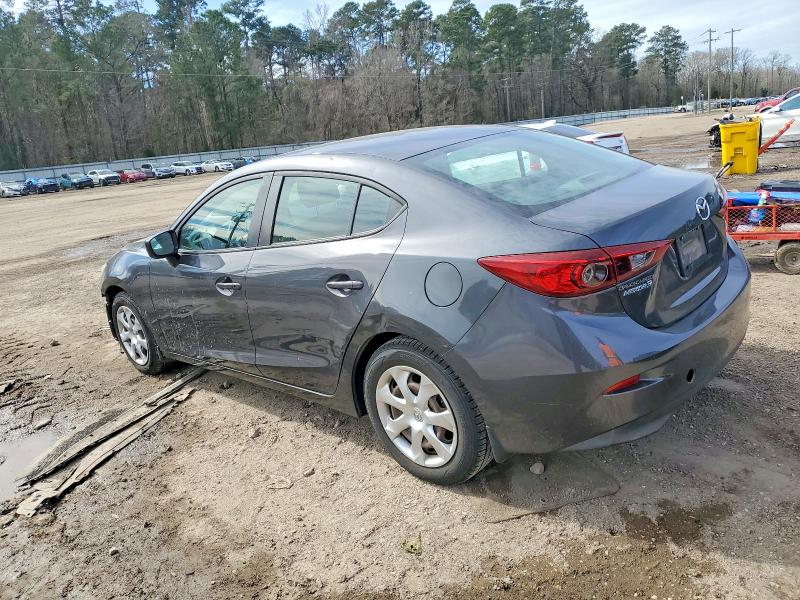 Photo 2 from auction – 2016 MAZDA 3 with VIN 3MZBM1T77GM271668