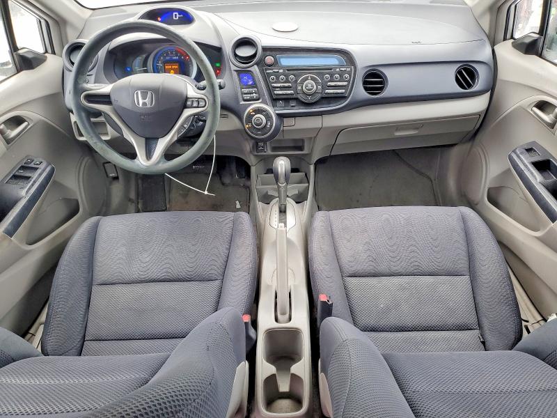 Photo 8 from auction – 2010 HONDA INSIGHT with VIN JHMZE2H58AS800991