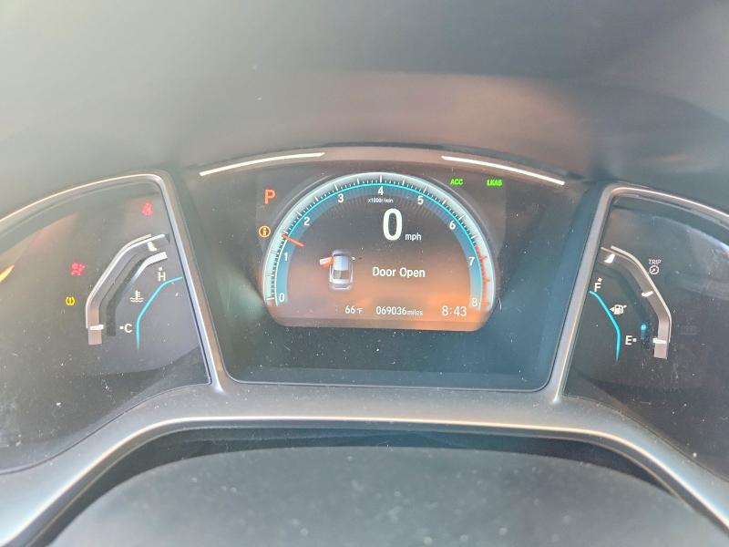 Photo 9 from auction – 2017 HONDA CIVIC EX with VIN 19XFC2F85HE036568