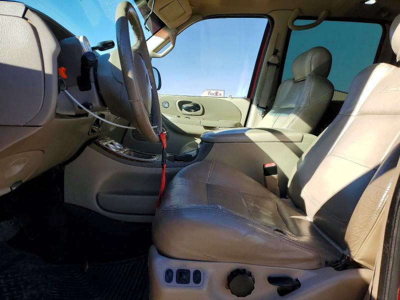 Photo 7 from auction – 2002 FORD F150 with VIN 1FTRW07L12KB73667