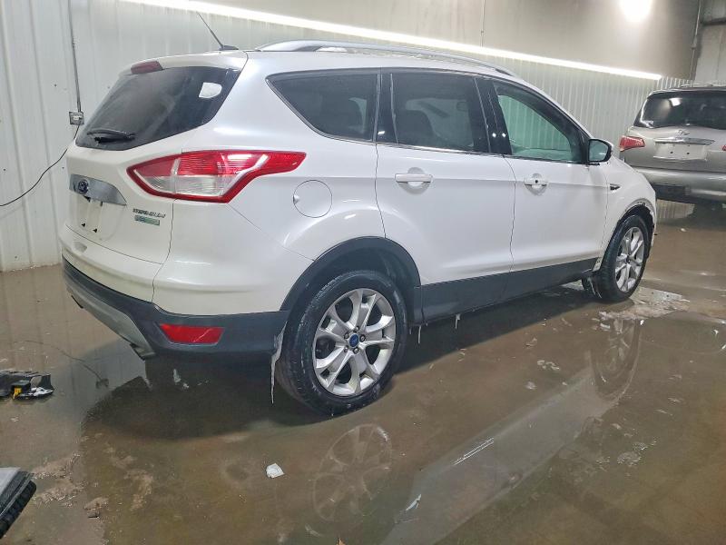 Photo 3 from auction – 2016 FORD ESCAPE TIT with VIN 1FMCU0JX2GUB13993