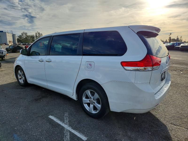 Photo 2 from auction – 2012 TOYOTA SIENNA with VIN 5TDZK3DC2CS207160