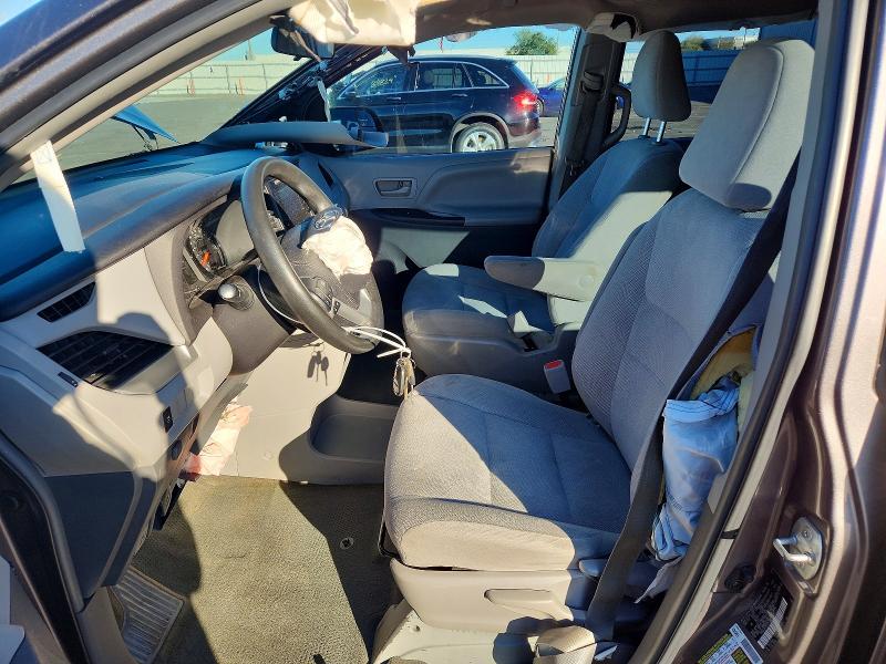 Photo 7 from auction – 2015 TOYOTA SIENNA with VIN 5TDZK3DC9FS547152