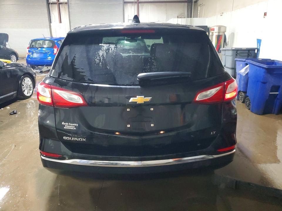 Photo 6 from auction – 2018 CHEVROLET EQUINOX with VIN 2GNAXJEV0J6341392