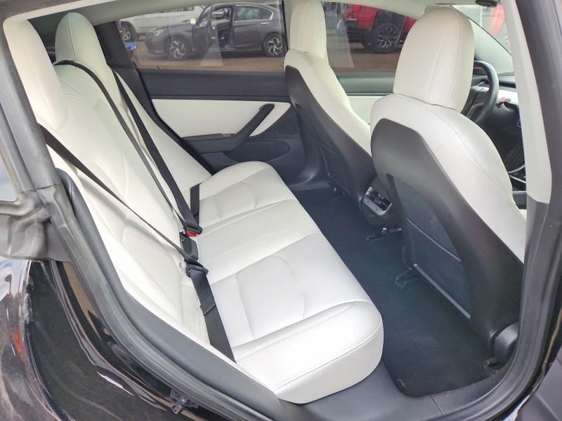 Photo 10 from auction – 2018 TESLA MODEL 3 with VIN 5YJ3E1EB6JF135761