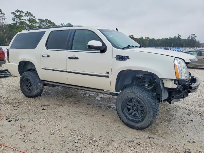 Photo 4 from auction – 2012 CADILLAC ESCALADE with VIN 1GYS3KEF5CR126311