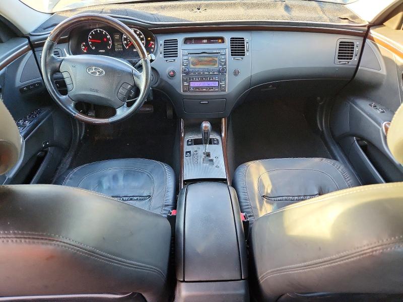 Photo 8 from auction – 2010 HYUNDAI AZERA GLS with VIN KMHFC4DF4AA459501
