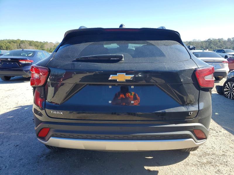 Photo 6 from auction – 2024 CHEVROLET TRAX 1LT with VIN KL77LHE20RC246506