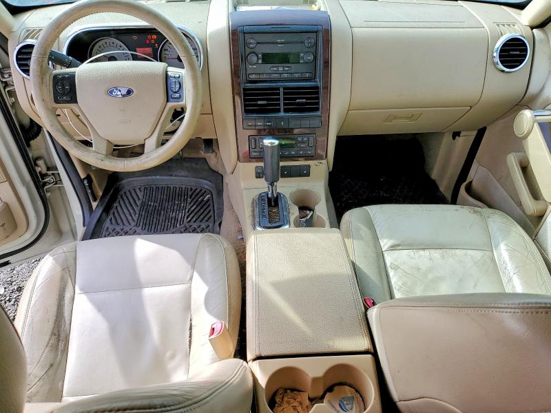 Photo 8 from auction – 2006 FORD EXPLORER with VIN 1FMEU65806ZA04254