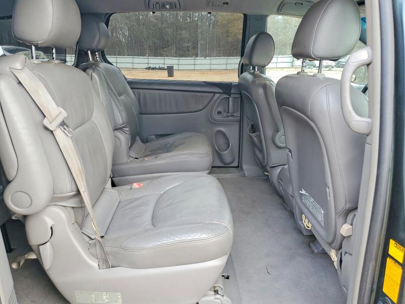 Photo 11 from auction – 2004 TOYOTA SIENNA XLE with VIN 5TDZA22CX4S201124