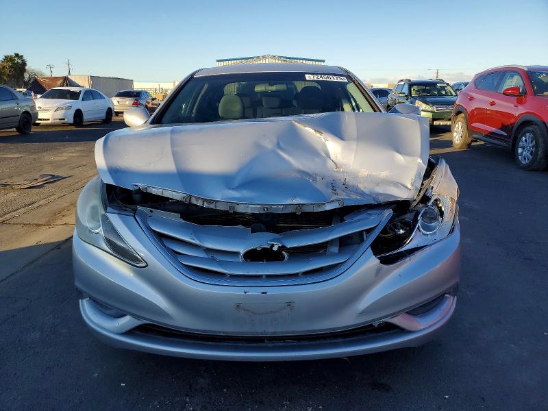 Photo 5 from auction – 2011 HYUNDAI SONATA GLS with VIN 5NPEB4AC6BH282571