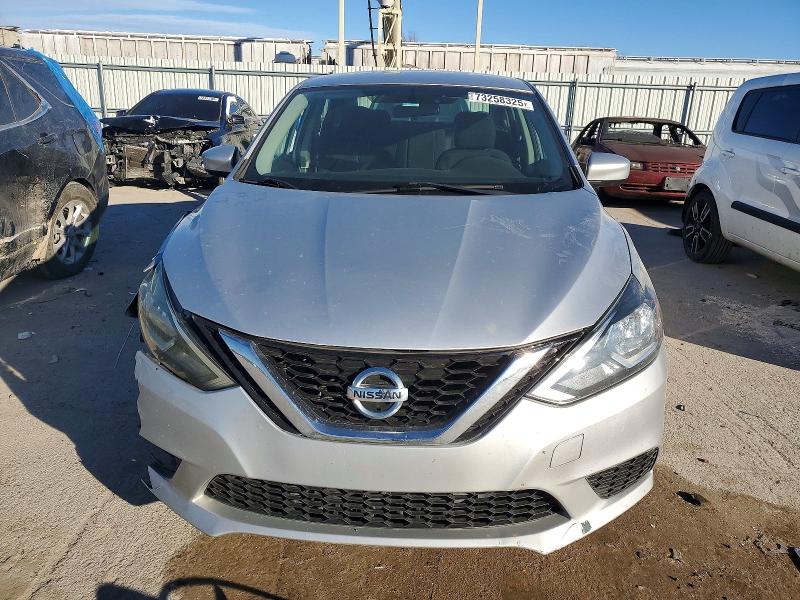 Photo 5 from auction – 2017 NISSAN SENTRA with VIN 3N1AB7AP5HY248803