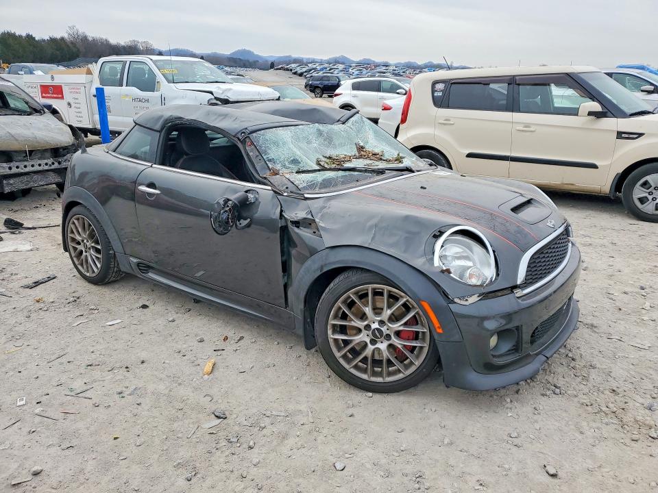 Photo 4 from auction – 2013 MINI COOPER COU with VIN WMWSX9C55DT655174
