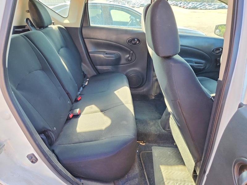 Photo 11 from auction – 2015 NISSAN VERSA NOTE with VIN 3N1CE2CP8FL377242