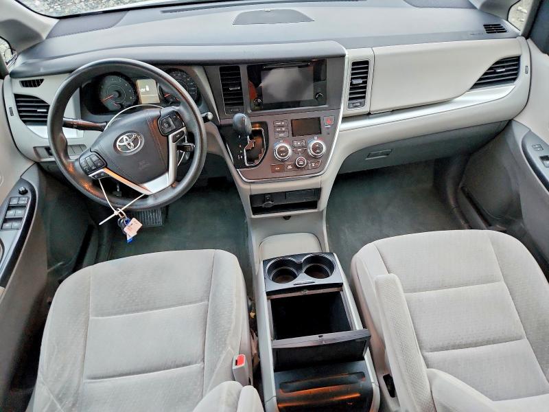 Photo 8 from auction – 2015 TOYOTA SIENNA LE with VIN 5TDKK3DC8FS542249
