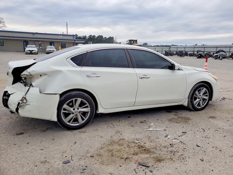 Photo 3 from auction – 2015 NISSAN ALTIMA 2.5 with VIN 1N4AL3AP3FC296766