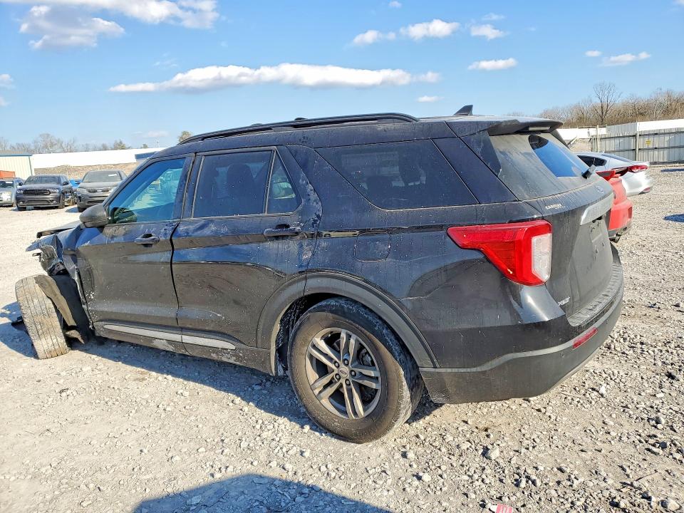 Photo 2 from auction – 2022 FORD EXPLORER with VIN 1FMSK7DH4NGA39664