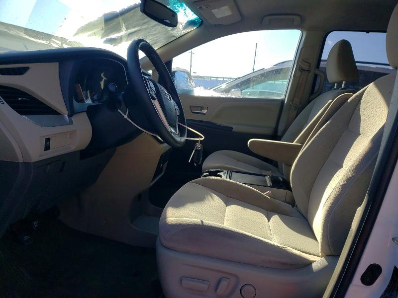 Photo 7 from auction – 2015 TOYOTA SIENNA LE with VIN 5TDJK3DC6FS114949