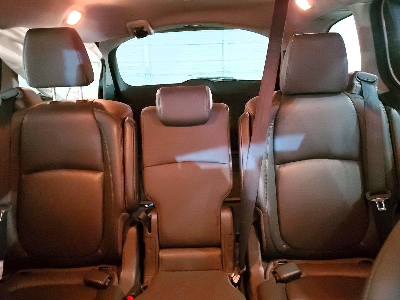 Photo 10 from auction – 2018 HONDA ODYSSEY with VIN 5FNRL6H94JB008092
