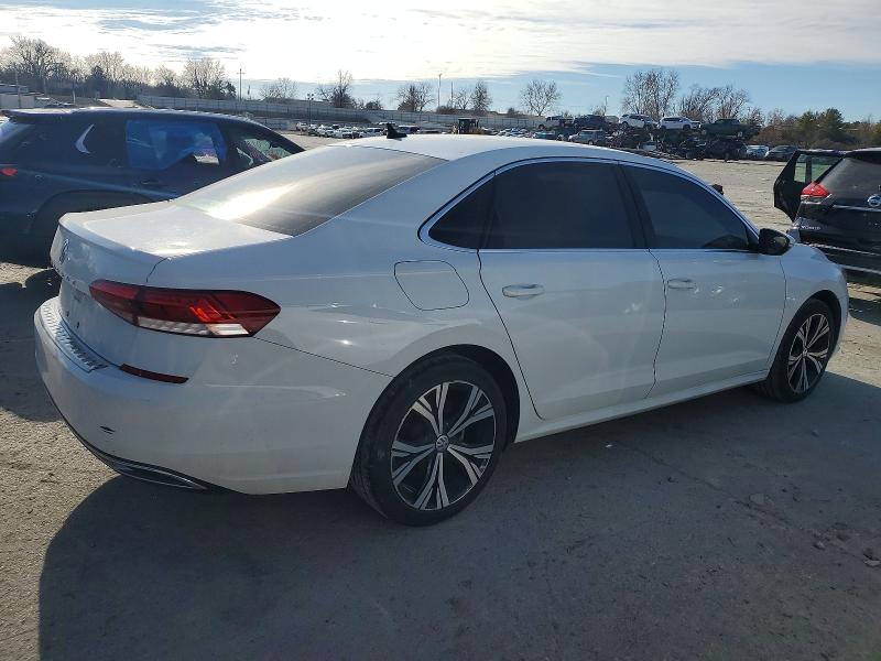 Photo 3 from auction – 2021 VOLKSWAGEN PASSAT SE with VIN 1VWSA7A31MC013266