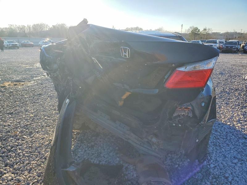Photo 6 from auction – 2014 HONDA ACCORD LX with VIN 1HGCR2F35EA019002