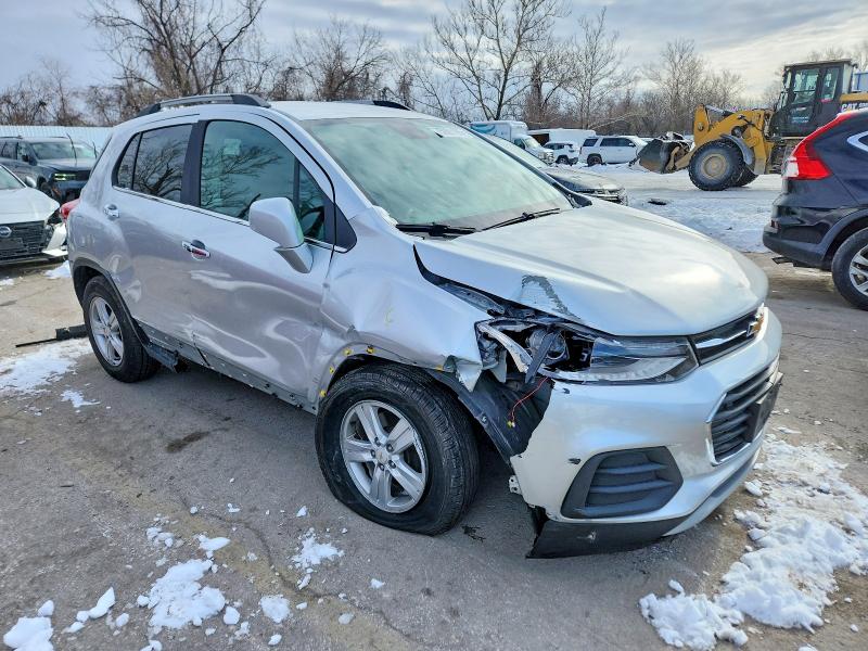 Photo 4 from auction – 2018 CHEVROLET TRAX with VIN KL7CJLSB2JB646184