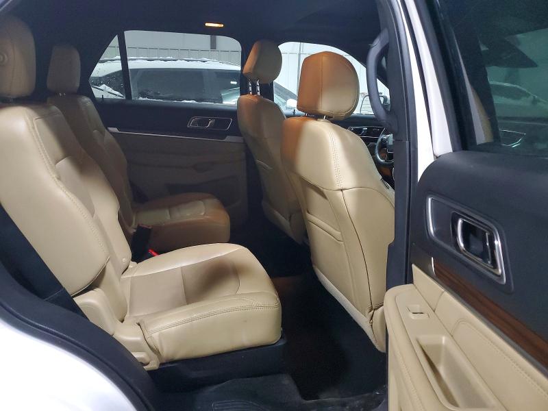 Photo 11 from auction – 2017 FORD EXPLORER L with VIN 1FM5K8F8XHGD81771