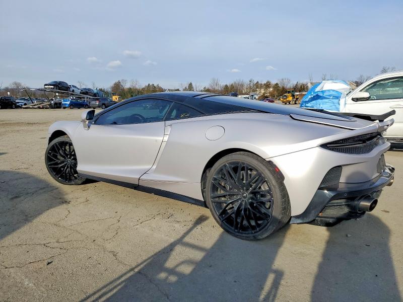 Photo 2 from auction – 2021 MCLAREN GT with VIN SBM22GCA1MW001118