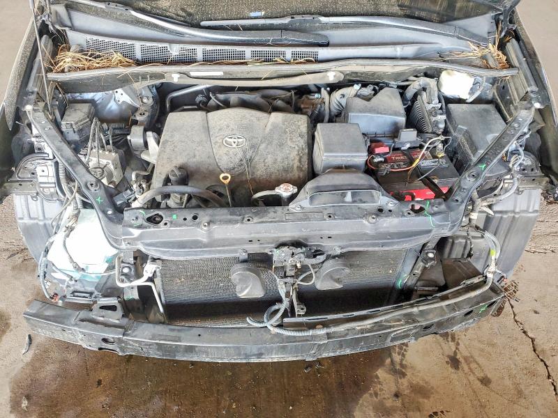 Photo 12 from auction – 2018 TOYOTA SIENNA XLE with VIN 5TDYZ3DC2JS944122