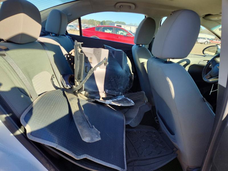 Photo 10 from auction – 2016 CHEVROLET SONIC with VIN 1G1JA5SH1G4124856