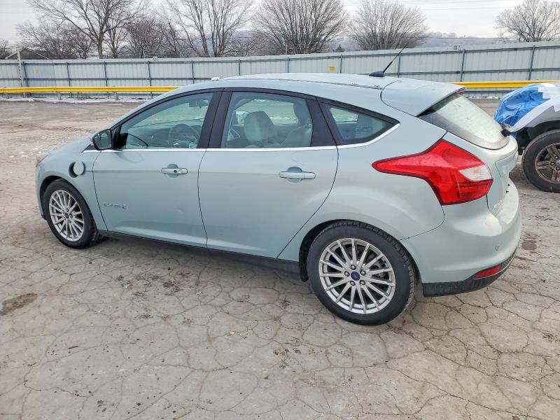 Photo 2 from auction – 2014 FORD FOCUS with VIN 1FADP3R41EL382801