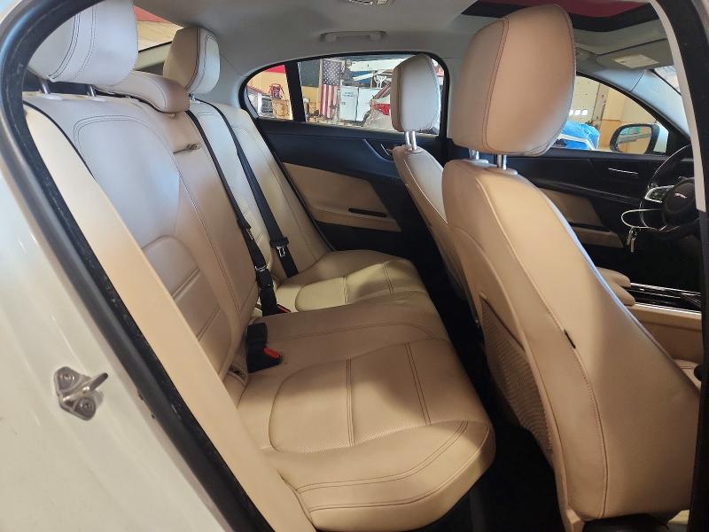 Photo 10 from auction – 2018 JAGUAR XE PRESTIG with VIN SAJAK4FX2JCP41018