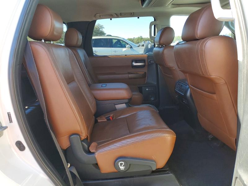 Photo 11 from auction – 2010 TOYOTA SEQUOIA PL with VIN 5TDYY5G15AS024106