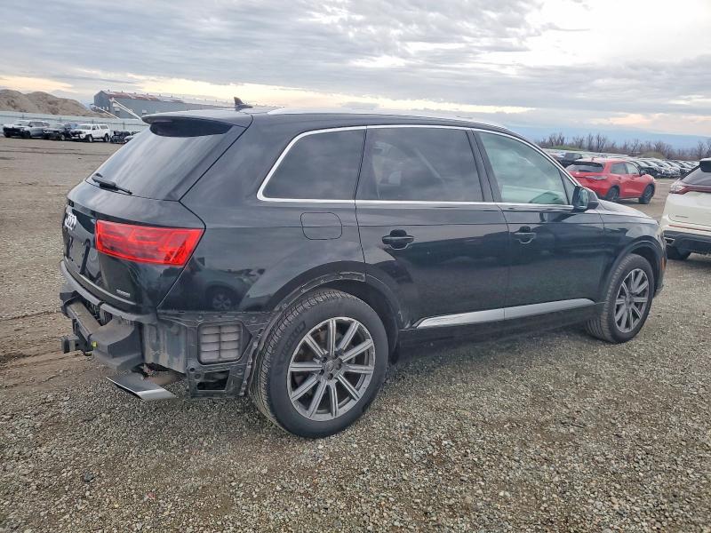 Photo 3 from auction – 2018 AUDI Q7 PREMIUM with VIN WA1AHAF78JD020850