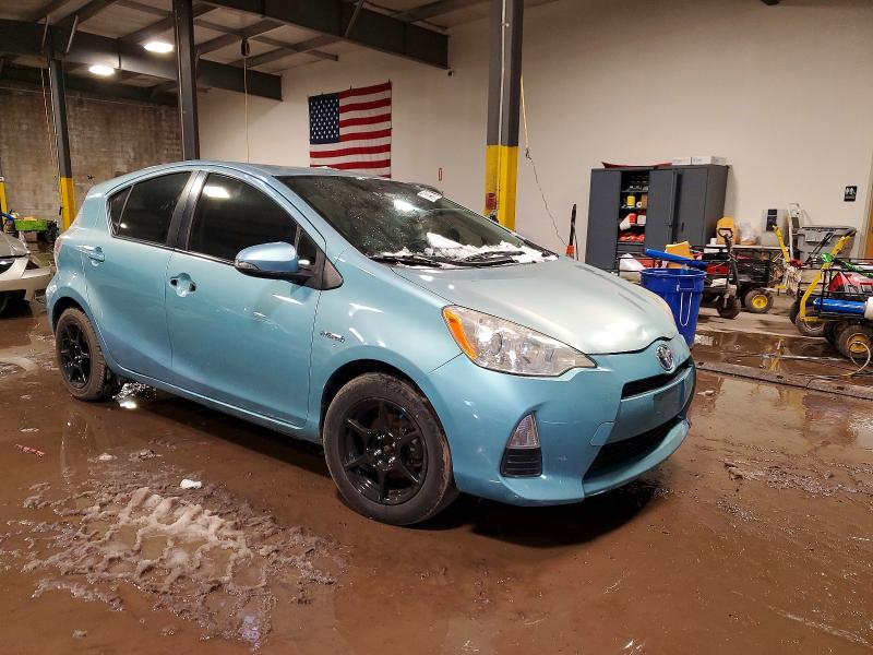 Photo 4 from auction – 2012 TOYOTA PRIUS C with VIN JTDKDTB3XC1008045