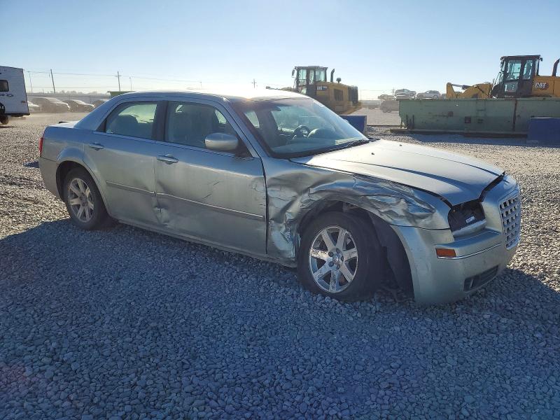 Photo 4 from auction – 2006 CHRYSLER 300 with VIN 2C3KA53G16H202771